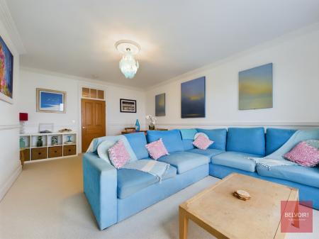 3 bedroom Flat to let in Langland Bay Manor, Langland, Swansea, SA3