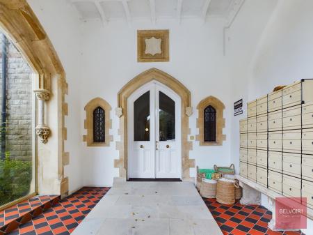 3 bedroom Flat to let in Langland Bay Manor, Langland, Swansea, SA3