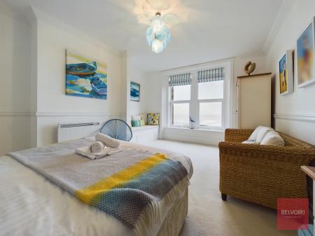 3 bedroom Flat to let in Langland Bay Manor, Langland, Swansea, SA3