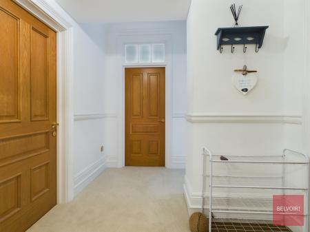 3 bedroom Flat to let in Langland Bay Manor, Langland, Swansea, SA3