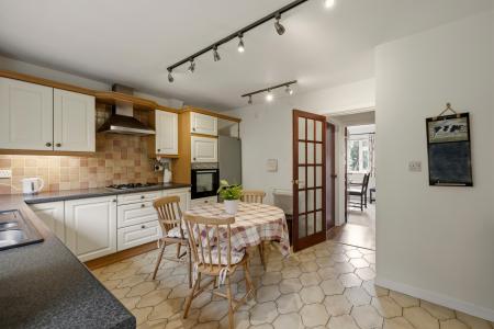 3 bedroom Detached house for sale in Penlan Crescent, Uplands, Swansea, SA2