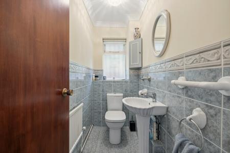 3 bedroom Detached house for sale in Penlan Crescent, Uplands, Swansea, SA2