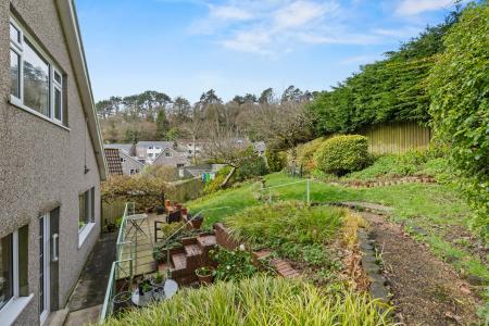 3 bedroom Detached house for sale in Penlan Crescent, Uplands, Swansea, SA2