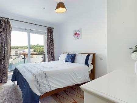 2 bedroom Flat to let in Belleisle Apartments, Copper Quarter, Swansea, SA1