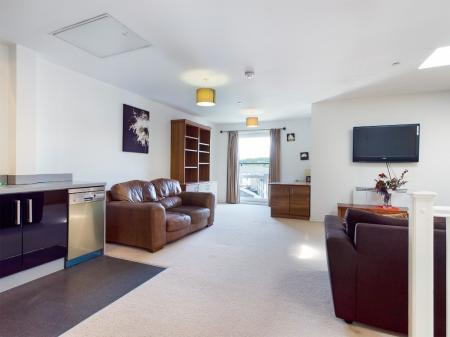 2 bedroom Flat to let in Belleisle Apartments, Copper Quarter, Swansea, SA1