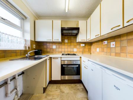 2 bedroom Terraced House to let in Maes Y Felin, Ravenhill, Swansea, SA5