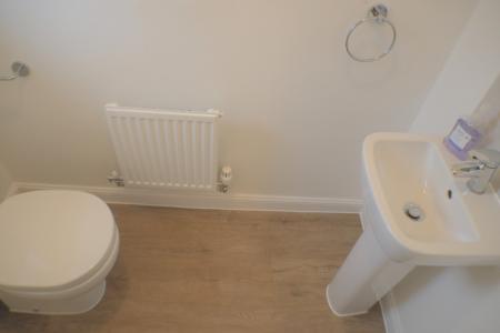 2 bedroom Terraced House to let in Morris Drive, Pentrechywth, Swansea, SA1