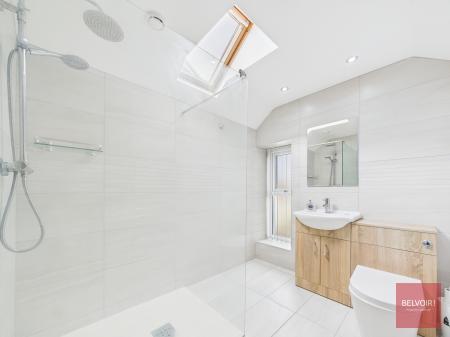 2 bedroom End of terrace house to let in Newton Road, Newton, Swansea, SA3