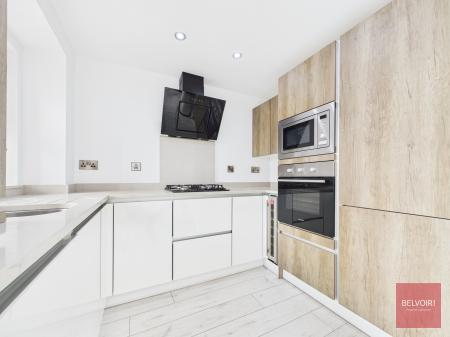 2 bedroom End of terrace house to let in Newton Road, Newton, Swansea, SA3