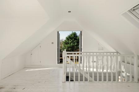 5 bedroom Detached house for sale in Groves Avenue, Langland, Swansea, SA3