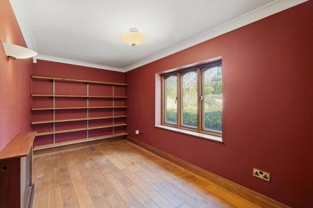 5 bedroom Detached house for sale in Groves Avenue, Langland, Swansea, SA3