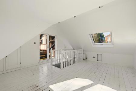 5 bedroom Detached house for sale in Groves Avenue, Langland, Swansea, SA3