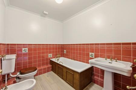 5 bedroom Detached house for sale in Groves Avenue, Langland, Swansea, SA3