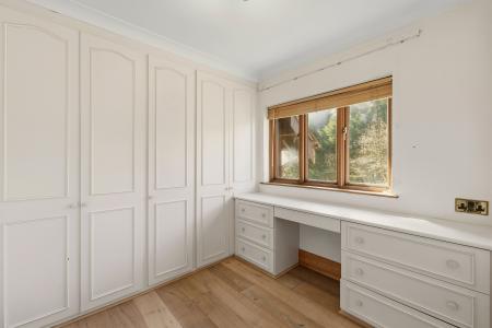 5 bedroom Detached house for sale in Groves Avenue, Langland, Swansea, SA3