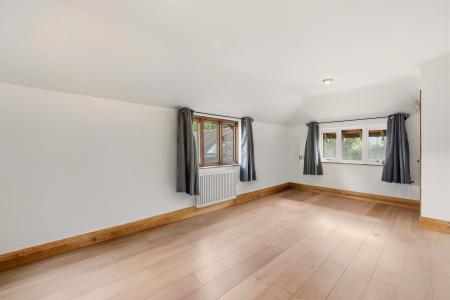 5 bedroom Detached house for sale in Groves Avenue, Langland, Swansea, SA3