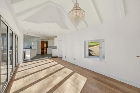 5 bedroom Detached house for sale in Groves Avenue, Langland, Swansea, SA3