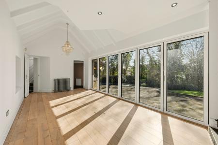 5 bedroom Detached house for sale in Groves Avenue, Langland, Swansea, SA3