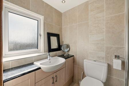 5 bedroom Detached house for sale in Groves Avenue, Langland, Swansea, SA3