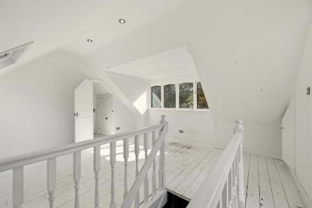 5 bedroom Detached house for sale in Groves Avenue, Langland, Swansea, SA3