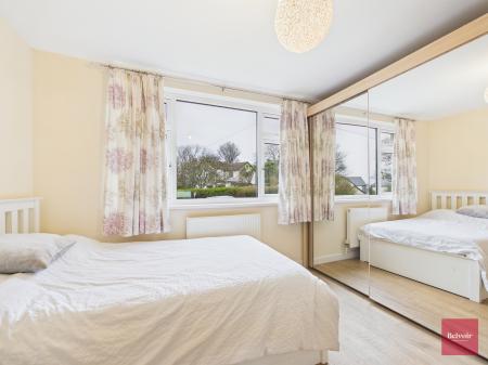 2 bedroom Bungalow for sale in Summerland Lane, Newton, Swansea, SA3