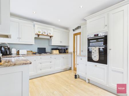 2 bedroom Bungalow for sale in Summerland Lane, Newton, Swansea, SA3