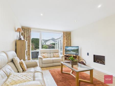 2 bedroom Bungalow for sale in Summerland Lane, Newton, Swansea, SA3