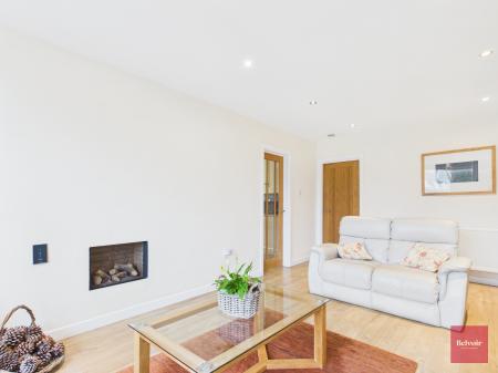 2 bedroom Bungalow for sale in Summerland Lane, Newton, Swansea, SA3