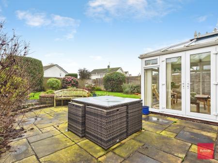 2 bedroom Bungalow for sale in Summerland Lane, Newton, Swansea, SA3