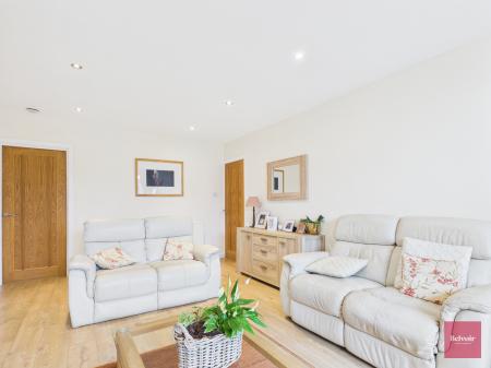 2 bedroom Bungalow for sale in Summerland Lane, Newton, Swansea, SA3