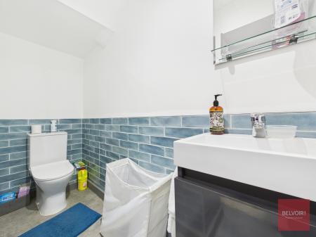 1 bedroom Flat to let in Walter Road, Uplands, Swansea, SA1