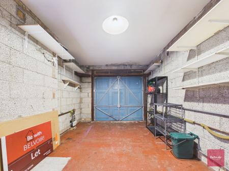 2 bedroom Terraced House to let in Woolacott Mews, Newton, Swansea, SA3