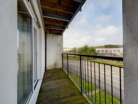 2 bedroom Flat to let in Bellerphon Court, Copper Quarter, Swansea, SA1