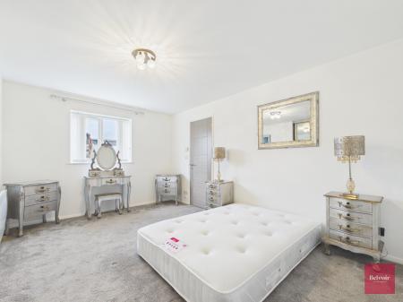 3 bedroom Flat to let in Nautilus House, Goose Island, Maritime Quarter, Swansea, SA1