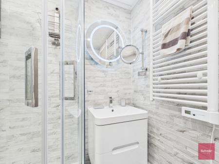 3 bedroom Flat to let in Nautilus House, Goose Island, Maritime Quarter, Swansea, SA1