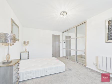 3 bedroom Flat to let in Nautilus House, Goose Island, Maritime Quarter, Swansea, SA1