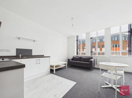 1 bedroom Flat to let in College Street, City Centre, Swansea, SA1