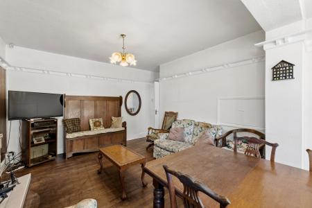 3 bedroom Detached house for sale in Langland Court Road, Langland, Swansea, SA3