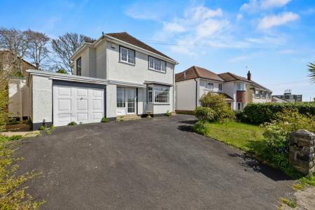 3 bedroom Detached house for sale in Langland Court Road, Langland, Swansea, SA3