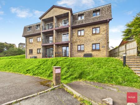 2 bedroom Flat to let in Vivian Mansions, Sketty, Swansea, SA2