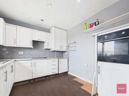 2 bedroom Flat to let in Vivian Mansions, Sketty, Swansea, SA2