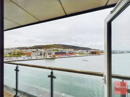 1 bedroom Flat to let in Altamar, Kings Road, Swansea, SA1