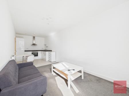 1 bedroom Flat to let in College Street, City Centre, Swansea, SA1