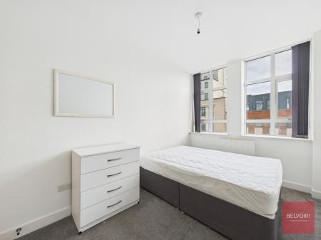 1 bedroom Flat to let in College Street, City Centre, Swansea, SA1