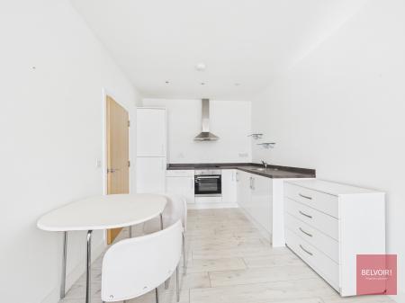 1 bedroom Flat to let in College Street, City Centre, Swansea, SA1