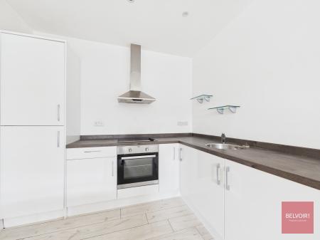 1 bedroom Flat to let in College Street, City Centre, Swansea, SA1