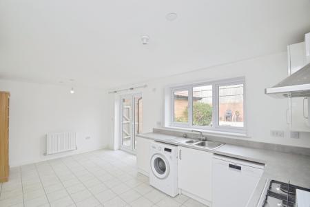 3 bedroom Detached house for sale in Awel Y Mor, Swansea, SA2