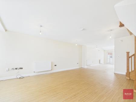 3 bedroom Town house to let in Mumbles Road, Mumbles, Swansea, SA3