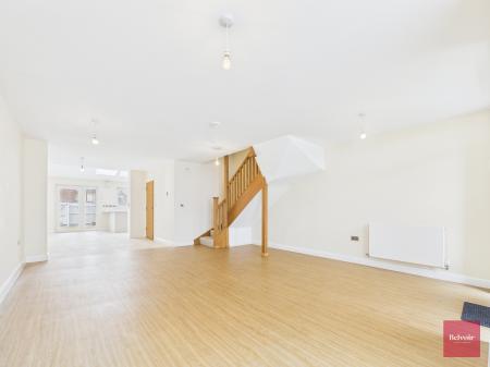 3 bedroom Town house to let in Mumbles Road, Mumbles, Swansea, SA3