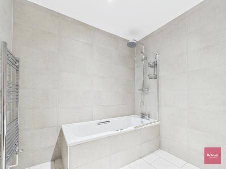 3 bedroom Town house to let in Mumbles Road, Mumbles, Swansea, SA3