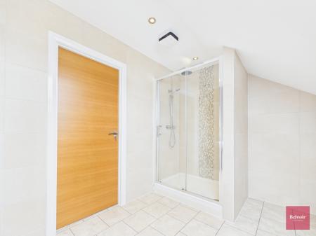 3 bedroom Town house to let in Mumbles Road, Mumbles, Swansea, SA3